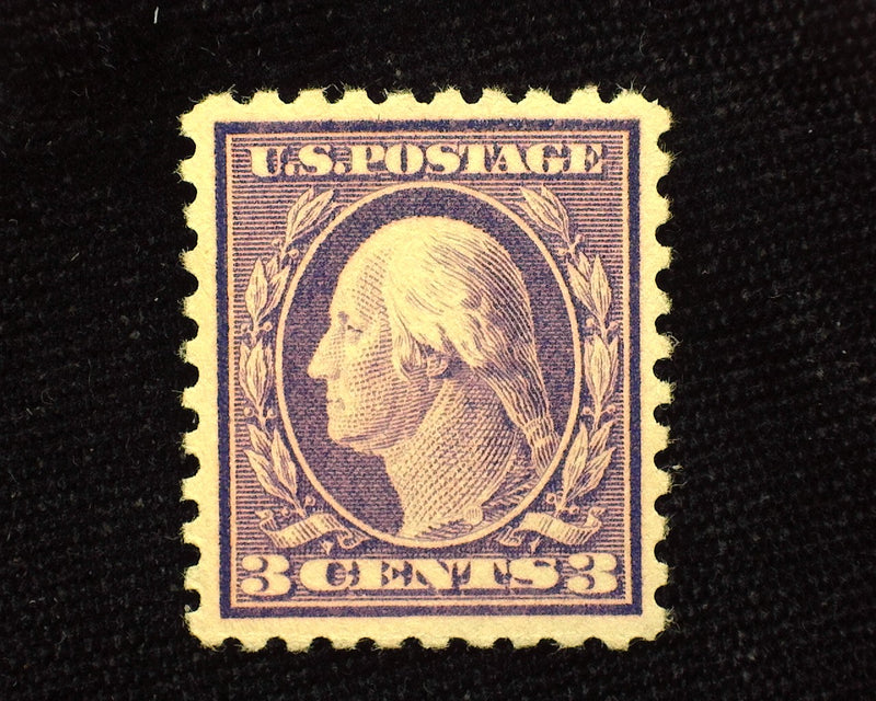 #426 Choice balanced margin stamp. Mint XF NH US Stamp
