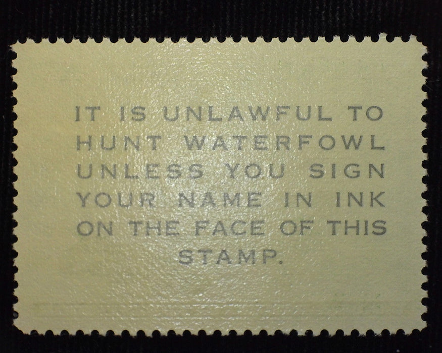 #RW24 2 Dollar Hunting Permit Mint VF/XF NH US Stamp