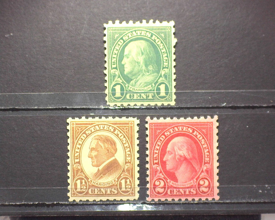 #581 - 583 1923 issue Fresh. Mint Vf/Xf NH US Stamp