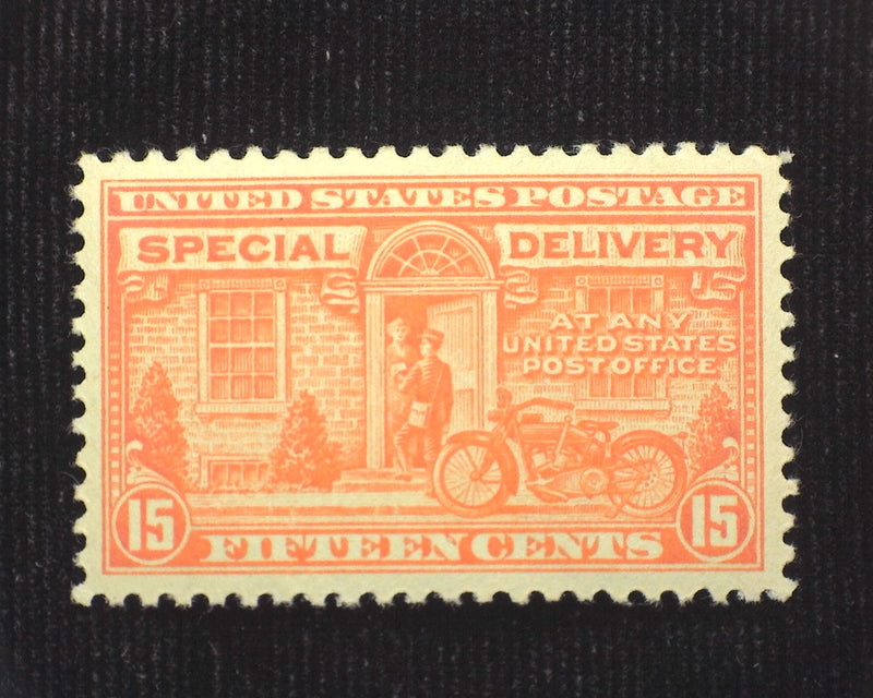 #E13 15c Special Delivery A brilliant color gem! Mint XF/Sup NH - US Stamp