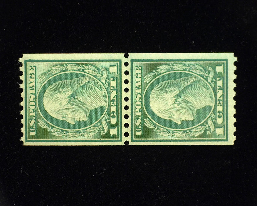 #448 Fresh vertical pair. Mint F/Vf NH - US Stamp