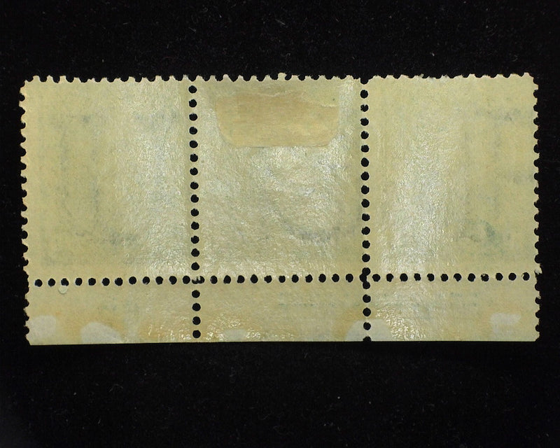 #273 End stamps NH bottom margin strip of 3, imprint and PL#62. Mint F LH - US Stamp
