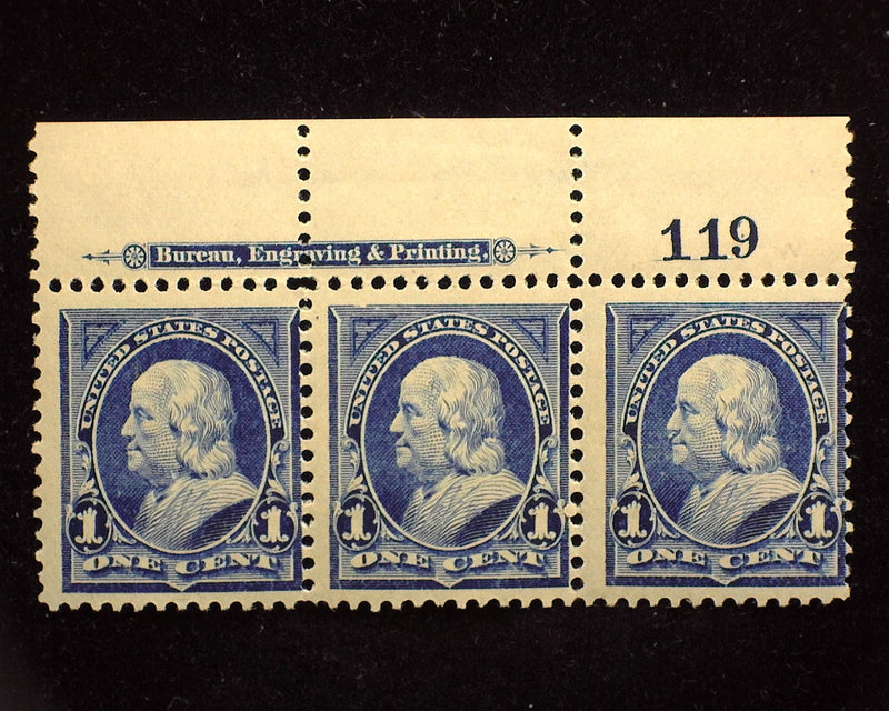#264 Top margin strip of 3, imprint and PL#119. Mint F LH - US Stamp