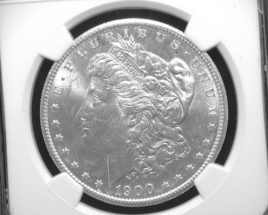 1900 S Morgan Dollar MS62 NGC - US Coin