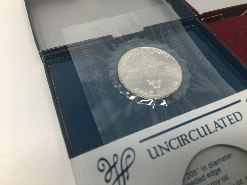 1982 S Proof & 1982 D Uncirculated Washington 90% Silver Half Dollars US Mint Commemorative Coins - US Coin