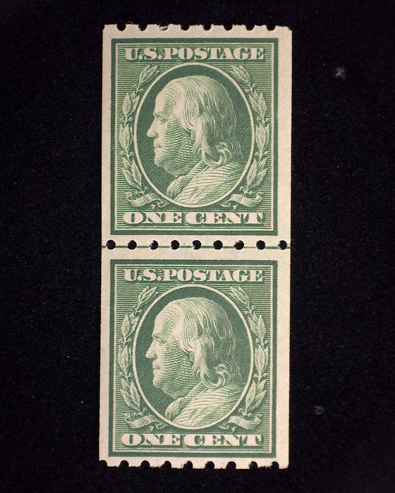 #390 1c Franklin Fresh guide line pair. Mint F/VF NH - US Stamp