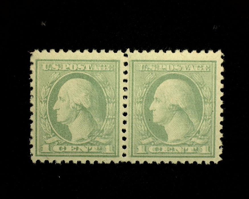 #525 1c Green horizontal pair with double impression on right stamp Nide combo Cats $90.00 Mint F/VF NH US Stamp
