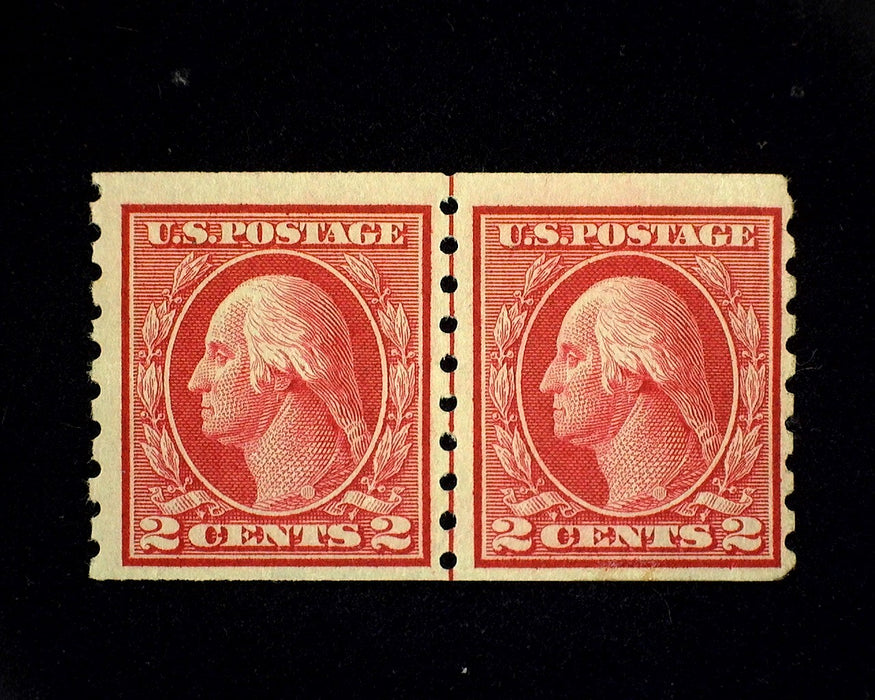 #413 Fresh guide line pair. Faint corner crease right stamp. Mint F/VF NH US Stamp