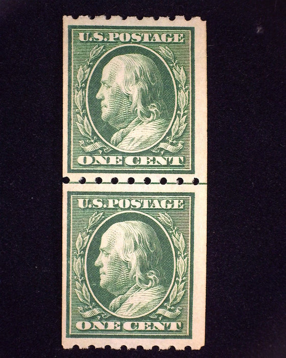 #390 1c Franklin Fresh guide line pair. Mint Vf/Xf NH - US Stamp