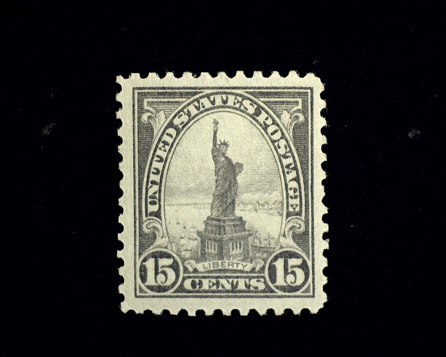 #566 Choice large margin stamp. Mint XF LH US Stamp