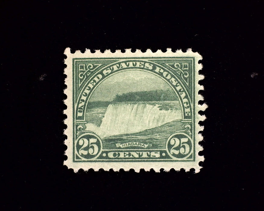 #568 Mint F/VF NH US Stamp