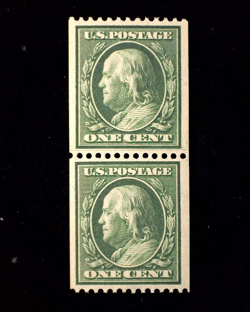 #385 1c Franklin Choice paste up vertical pair. Mint XF NH - US Stamp