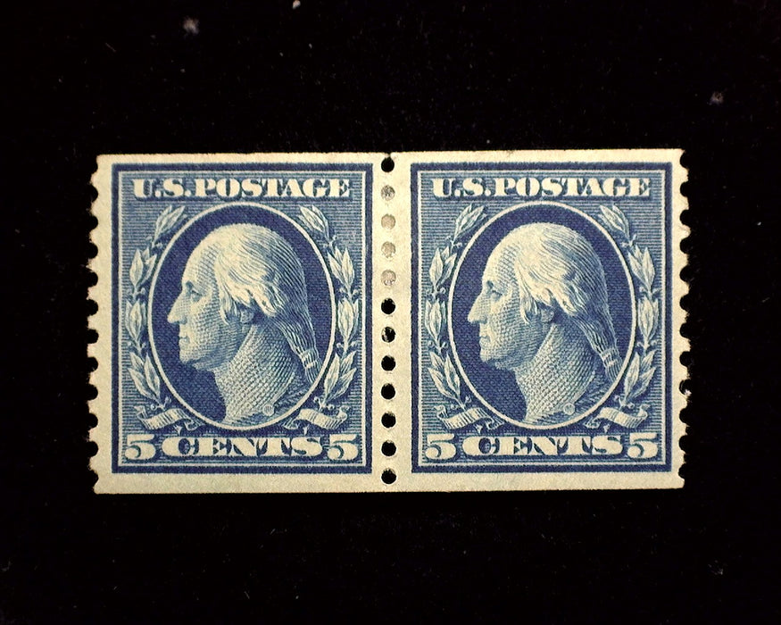 #447 Fresh horizontal pair. Mint VF/XF H US Stamp