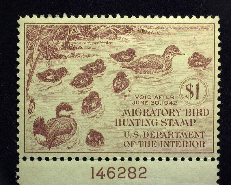 #RW8 $1.00 Hunting Permit Choice PL# single. Mint Vf/Xf LH - US Stamp