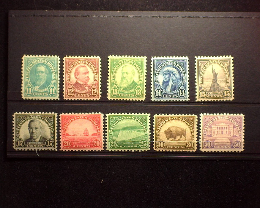 #692-701 1931 Issue Very choice set. Mint VF/XF NH US Stamp