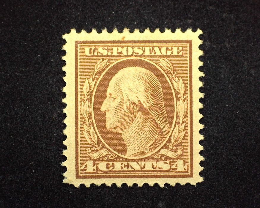 #334 4c Washington Outstanding "Huge" margin stamp. Mint XF/Sup LH US Stamp